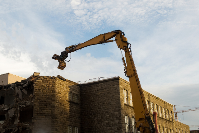 High Reach Demolition with big arm